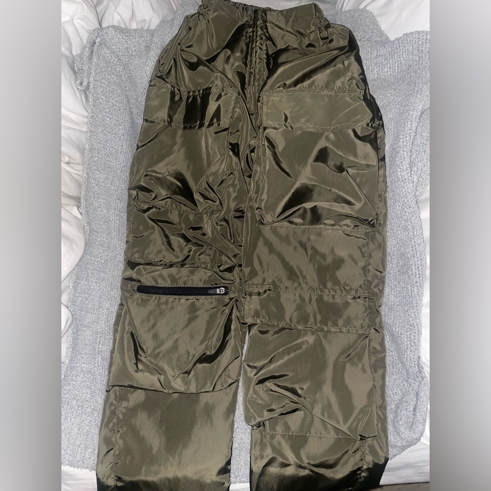 Varenne V cut cargo